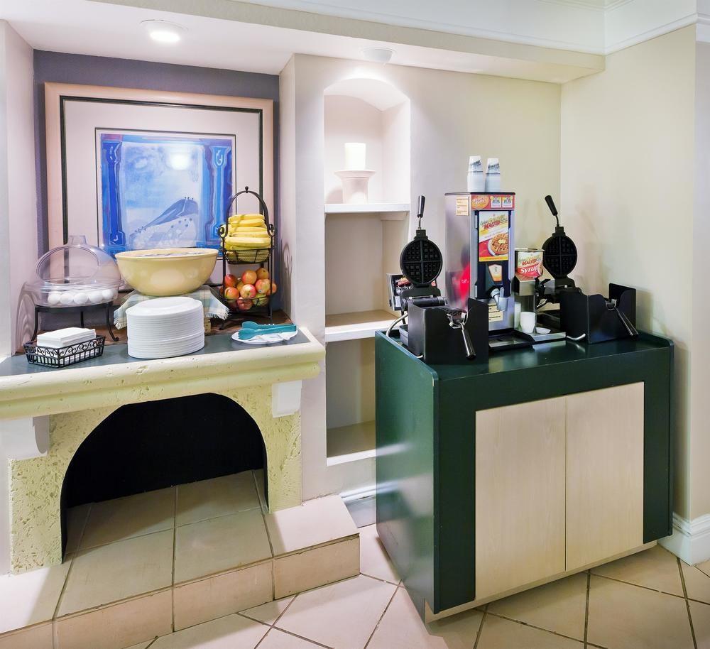 La Quinta Inn By Wyndham Bossier City Eksteriør billede